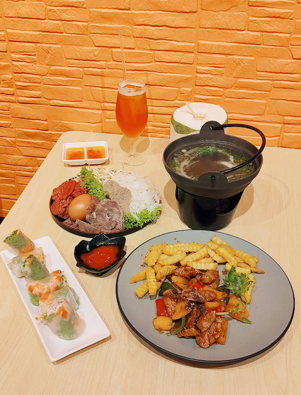 restaurant image