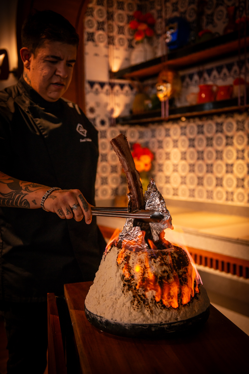 El Santo Restaurant and Bar