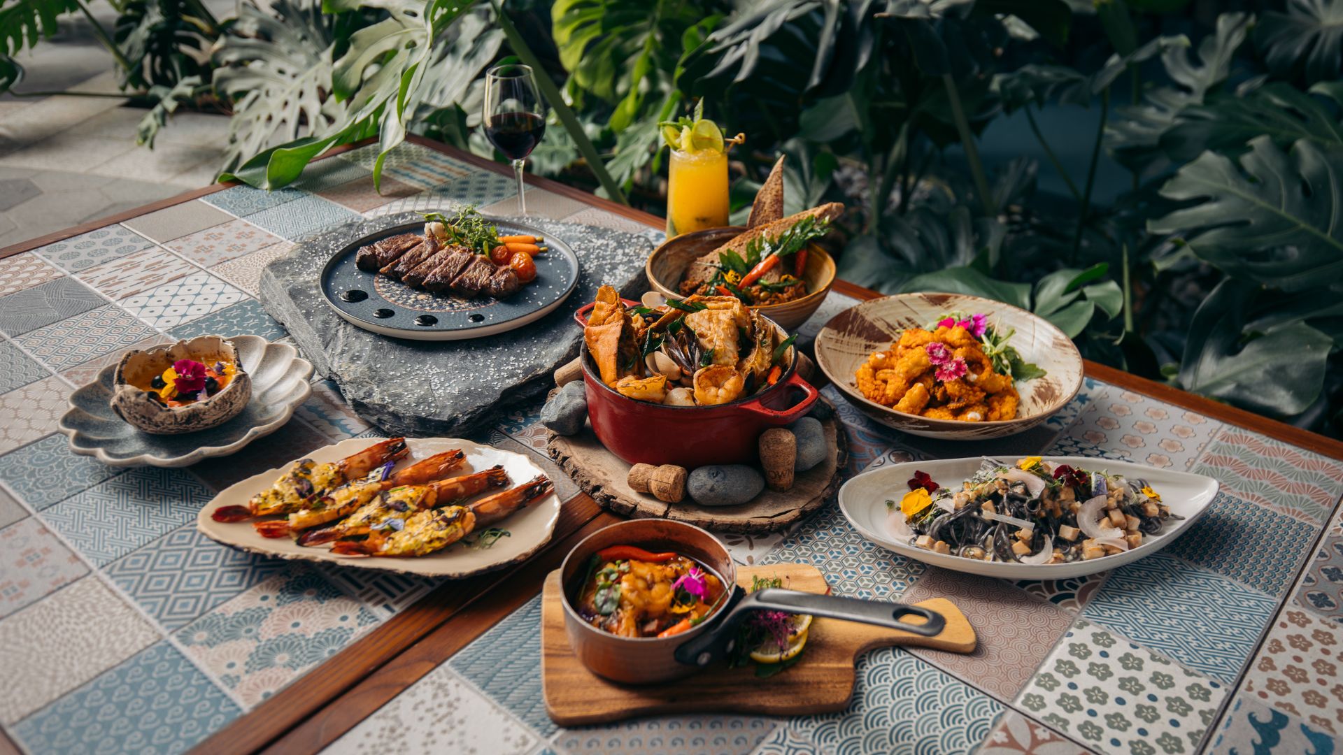 restaurant image