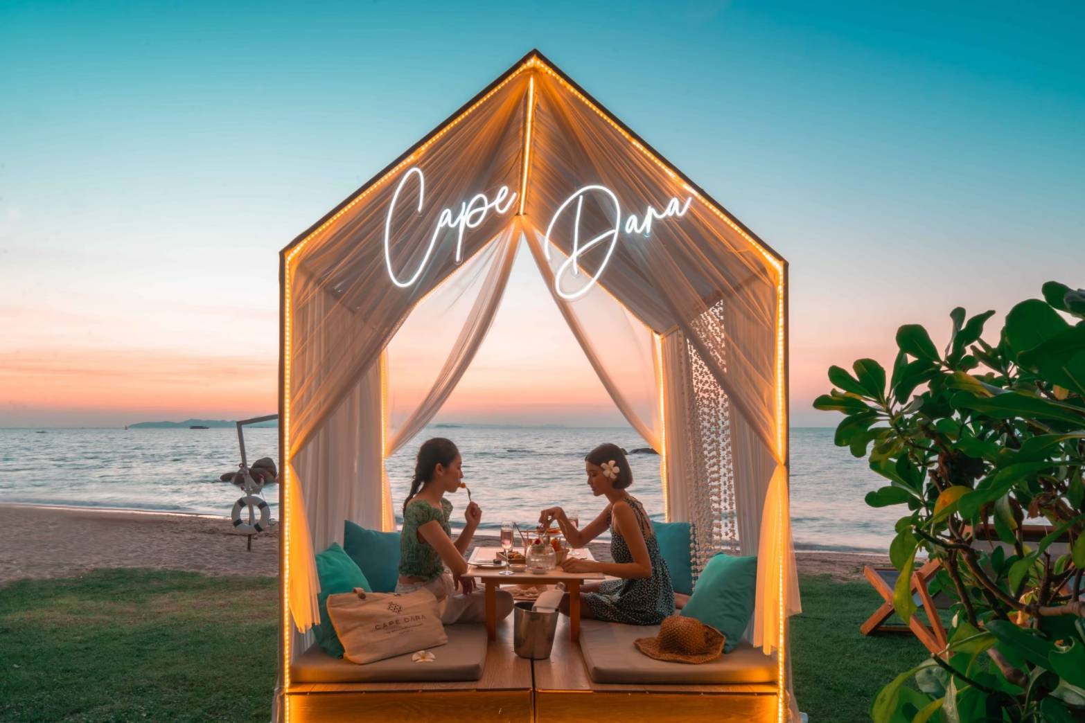 restaurant image