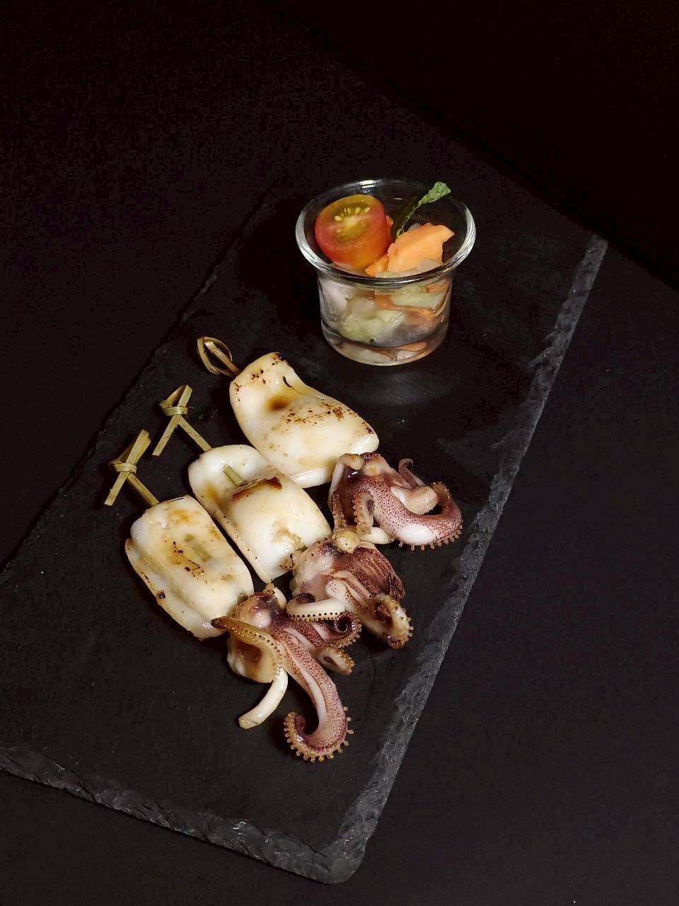 ชาย บาร์ รูฟท็อป แอท อะเวย์ แบงค็อก ริเวอร์ไซด์ คีน