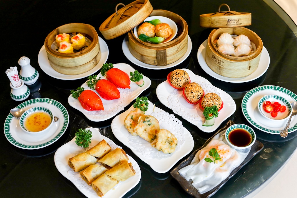 โรยัลคิทเช่น ทองหล่อ