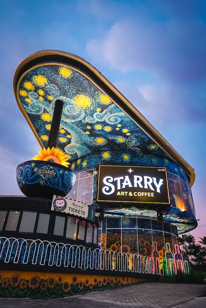 STARRY Art Café