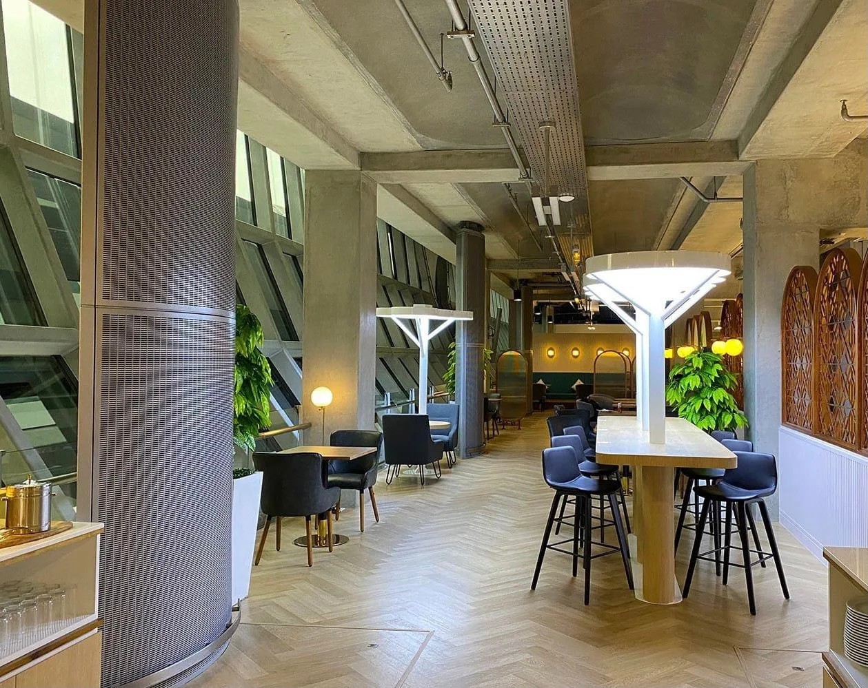 Miracle Business Class Lounge At International Terminal Suvarnabhumi Airport