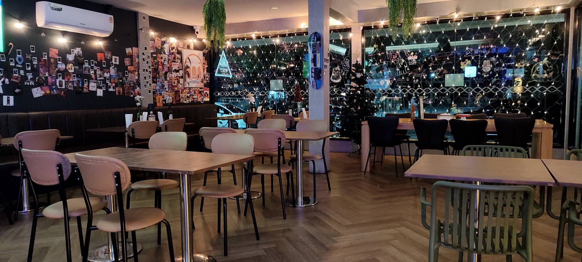 Sura Bar Wine and Restaurant